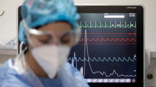 Τζανάκης: Θα δούμε αποκλιμάκωση των θανάτων από αυτή την εβδομάδα - Μάξιμουμ 55-65 όχι 80