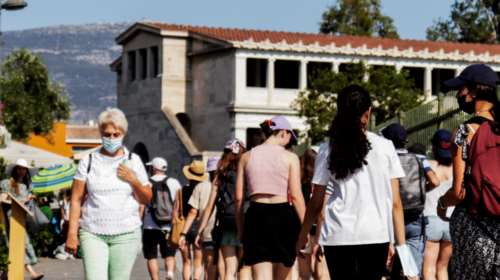 Κορονοϊός: Εφιαλτικά σενάρια για τον Αύγουστο με έως 20.000 κρούσματα την ημέρα