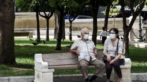 Κορονοϊός - Βόμβα Λινού: Ενδεχομένως να υπάρχουν έως και 20.000 κρυμμένα κρούσματα