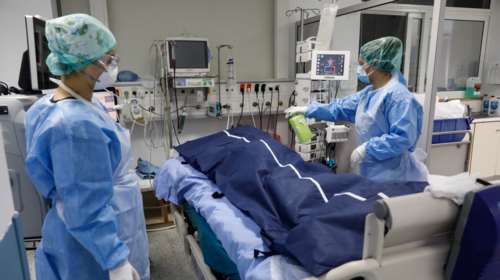 Ηράκλειο Κρήτης: Εντεκα ημέρες η 36χρονη έγκυος με κορονοϊό δίνει μάχη για τη ζωή της στη ΜΕΘ