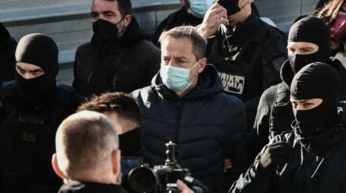 Ο Λιγνάδης κοιμήθηκε... στην εκκλησία των φυλακών Κορυδαλλού