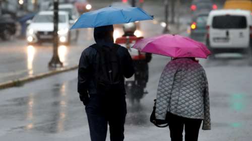 Ραγδαία επιδείνωση του καιρού από το βράδυ της Κυριακής: Πού θα &quot;χτυπήσουν&quot; βροχές και καταιγίδες