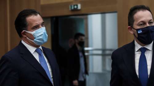 Δυσφορία στο Μαξίμου για την φλυαρία υπουργών - Γκρίνια για τα &quot;κρούσματα&quot; Πέτσα και Γεωργιάδη