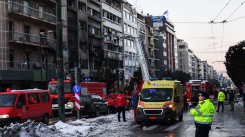 Τεράστια έκρηξη στους Στύλους του Ολυμπίου Διός: Ταρακουνήθηκε το κέντρο της Αθήνας - Τουλάχιστον ένας τραυματίας [εικόνες]