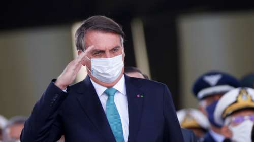 Βραζιλία: Ξεσάλωσε ο Μπολσονάρου - &quot;Αγοράστε όλοι ένα τουφέκι&quot;, λέει στους πολίτες