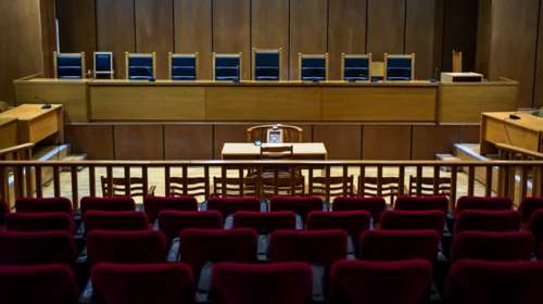 Ερευνα από την Οικονομική Εισαγγελία για τη &quot;λίστα Πέτσα&quot; μετά τις καταγγελίες του ΣΥΡΙΖΑ