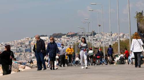 Καιρός: Τα χιόνια και οι καταιγίδες υποχωρούν, οι θυελλώδεις άνεμοι παραμένουν