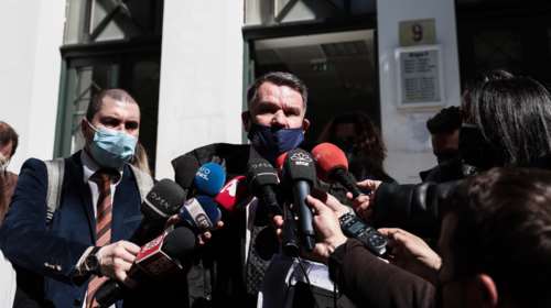 Υπόθεση Λιγνάδη: Ο Κούγιας προαναγγέλλει μηνύσεις σε δημοσιογράφο για τις αποκαλύψεις των ερωτικών επιστολών