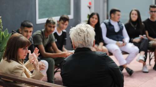 Σακελλαροπούλου για επεισόδια στα ΕΠΑΛ: Οι νέοι να απομονώσουν τα ακραία φασιστικά φαινόμενα