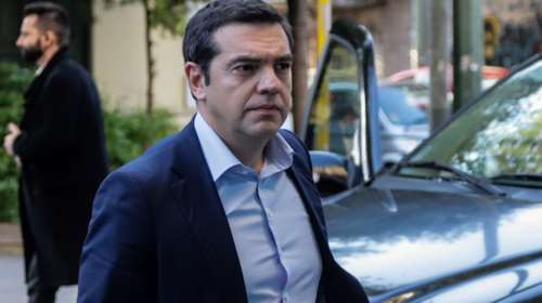 Ν. Σμύρνη: 13 λέξεις αφιέρωσε ο Τσίπρας στον τραυματισμό του αστυνομικού - Σάλος και από βίντεο της νεολαίας ΣΥΡΙΖΑ