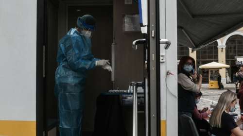 Κορονοϊός: 2.461 νέα κρούσματα - 68 νεκροί, 737 οι διασωληνωμένοι