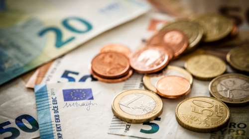 Ποιοι κερδίζουν από τις μειώσεις φόρων το 2022