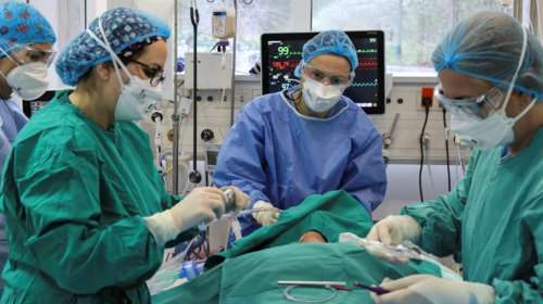 Τελεσίγραφο Κικίλια στους ιδιώτες γιατρούς μετά το διπλό &quot;μαύρο&quot; ρεκόρ: Η ενισχύετε το ΕΣΥ ή σας επιτάσσω