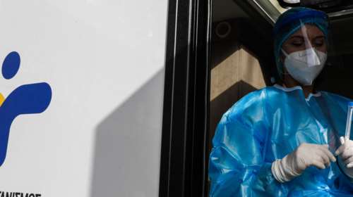 Κορονοϊός: Ανέβηκαν στους 594 οι διασωληνωμένοι - 5.991 νέα κρούσματα και 69 θάνατοι