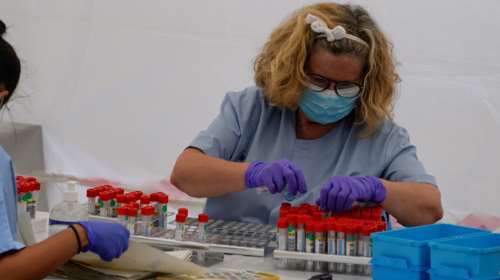 Κορονοϊός - ΠΟΥ: Έκρηξη κρουσμάτων παγκοσμίως - Ημερήσιο ρεκόρ με πάνω από 230.000