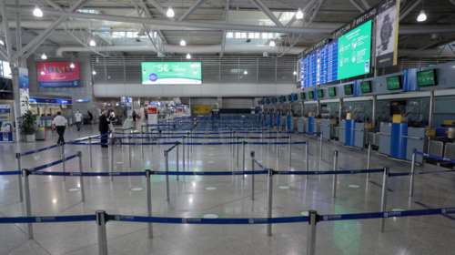 Παράταση ως 14 Δεκεμβρίου για το απαγορευτικό στις πτήσεις εσωτερικού: Μόνο για λόγους υγείας και εργασίας