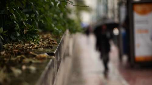 Φθινοπωρινός ο καιρός με σημαντική πτώση της θερμοκρασίας και κατά τόπους βροχές