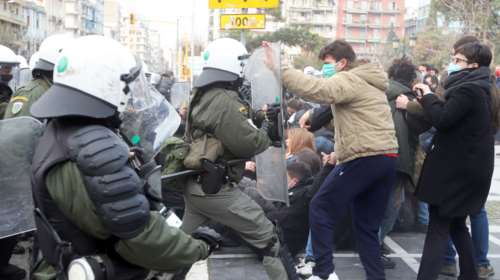 Θεσσαλονίκη: Εισαγγελική έρευνα για ξυλοδαρμό διαδηλωτών απο αστυνομικούς των ΜΑΤ