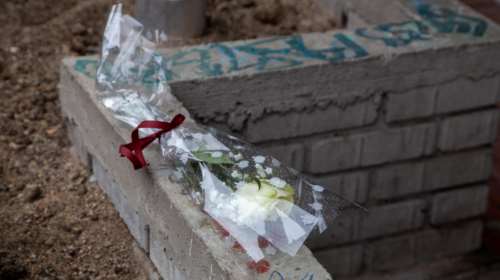 Δολοφονία 19χρονου στη Θεσσαλονίκη: &quot;Σήμερα στο αμφιθέατρο θα υπάρχει μια κόλλα λευκή... &quot; [βίντεο]