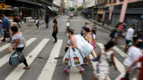 Κορονοϊός: Τρεις φορές πιο μεταδοτικό το βραζιλιάνικο στέλεχος