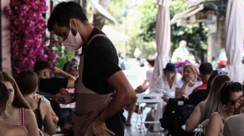 Εβδομάδα ανακοινώσεων: Μόνο εμβολιασμένοι εντός στην εστίαση - Υποχρεωτικός εμβολιασμός σε υγειονομικούς και γηροκομεία