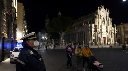 Ιταλία: Παράταση ενός μήνα για την απαγόρευση μετακινήσεων σε άλλες περιφέρειες