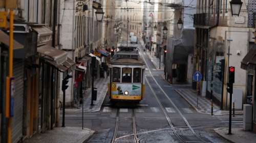 Κορονοϊός - Πορτογαλία: Μερικό lockdown από σήμερα - Σε 121 από τους 308 δήμους