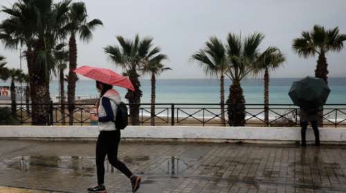 Meteo: Επιδείνωση του καιρού με βροχές, καταιγίδες και χαλάζι από το απόγευμα [χάρτης]