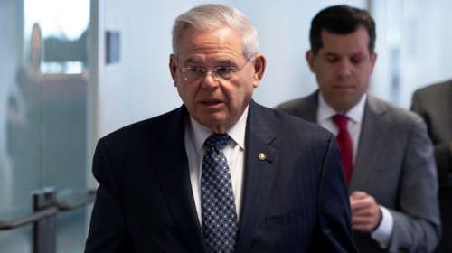 Στην Ελλάδα ο γερουσιαστής Μενέντεζ - Τι σηματοδοτεί η επίσκεψή του