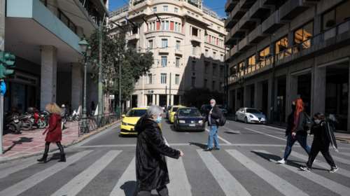 Εισφορά αλληλεγγύης: Κέρδη ακόμη και άνω των 1.000 ευρώ έως το 2023 φέρνει το νέο &quot;πάγωμα&quot;