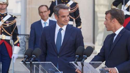 Συνάντηση Μητσοτάκη - Μακρόν στο Παρίσι: Στο τραπέζι η αγορά γαλλικών φρεγατών Belharra