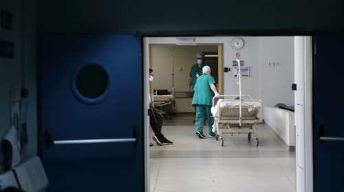 Κορονοϊός - Υπ. Υγείας: 6 οι θετικοί εργαζόμενοι στο νοσοκομείο &quot;Παπαγεωργίου&quot; - Ολοι κάνουν τεστ μετά την άδεια