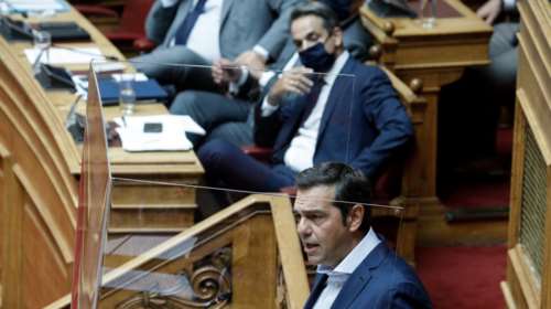 Βουλή: Σε λίγη ώρα η κόντρα Μητσοτάκη - Τσίπρα για τη βία, τους μπαχαλάκηδες και τον Κουφοντίνα