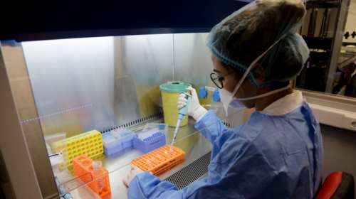 Κορονοϊός: Ποια εμβόλια είναι στη φάση 3 - Πώς δρουν κατά της λοίμωξης [πίνακες]