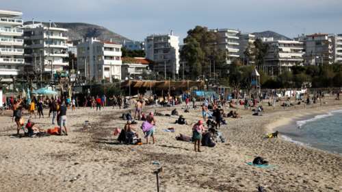 Αστατος ο καιρός και τη Δευτέρα: Υψηλές θερμοκρασίες αλλά και βροχές, καταιγίδες και χαλάζι