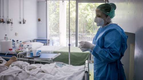 Ο Λαζανάς απαντά στο συνδικαλιστή του ΚΚΕ: Ο κορονοϊός πλήττει τους πάντες, όχι τους πλούσιους και τα παιδιά τους