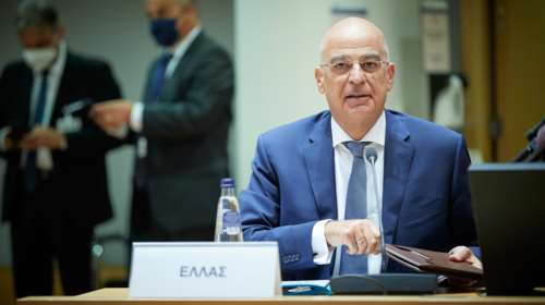 Δένδιας: Θα κάνουμε ό,τι μπορούμε για να διασφαλιστεί το μέλλον της ελληνικής κοινότητας στη Μαριούπολη
