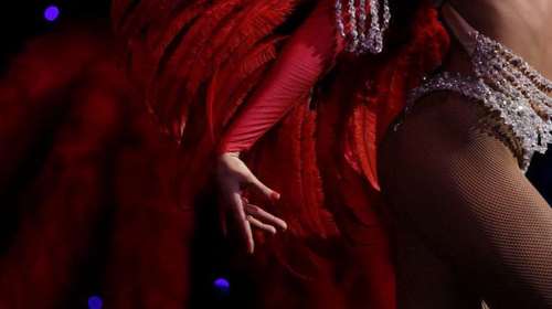 Κορονοϊός: Μέχρι και τα στριπτιζάδικα προσαρμόζουν το ωράριο - Θα ανοίγουν το απόγευμα