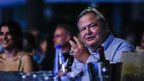 Βενιζέλος για αμυντική συμφωνία Ελλάδας - Γαλλίας:  Διπλωματική και πολιτική επιτυχία - Να είναι γεναιόδωρη η αντιπολίτευση