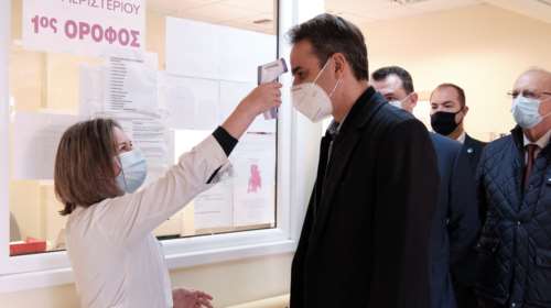 Προειδοποίηση Μητσοτάκη: Rapid test και εμβόλιο για να αποφύγουμε το τρίτο κύμα της πανδημίας