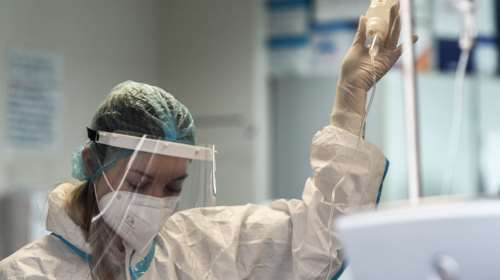 &quot;Μακάρι ο Θεός να μη με πάρει μαζί του&quot;: Συγκλονίζει η ανάρτηση ανεμβολίαστου 41χρονου πατέρα λίγο πριν πεθάνει από κορονοϊό