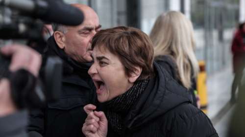 Νέα διακοπή στη δίκη για τη δολοφονία της Ελένης Τοπαλούδη - Ξέσπασε η μητέρα της - &quot;Μπράβο σε όλους, ντροπή&quot;