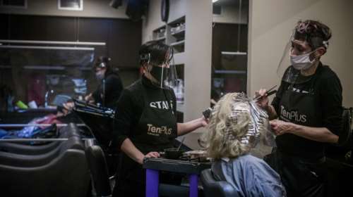 Σταμπουλίδης: Δεν θα ανοίξουν κομμωτήρια και κέντρα αισθητικής στις &quot;κόκκινες&quot; περιοχές