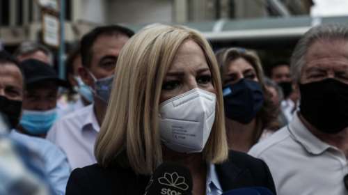 Γεννηματά για πανδημία: H κυβέρνηση να εγκαταλείψει τα επικοινωνιακά show - Nα μην απειλούν οι υπουργοί