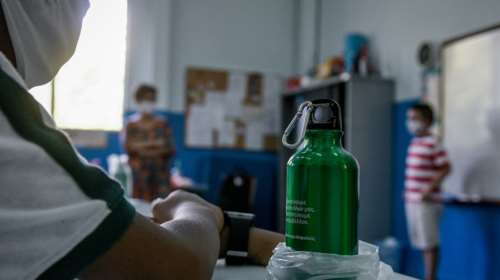 Στο τραπέζι το άνοιγμα σχολείων στις 8 Ιανουαρίου - Διαφωνίες μεταξύ των ειδικών - &quot;Είναι προτεραιότητα&quot;, λέει η κυβέρνηση