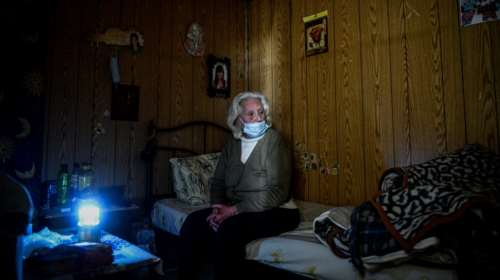 Εκεί που σταμάτησε ο χρόνος: Οι ξεχασμένοι σεισμόπληκτοι του 1999 στη Νίκαια [εικόνες]