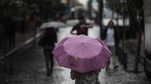 Προ των πυλών η κακοκαιρία Μπάλλος με καταιγίδες και κατακόρυφη πτώση θερμοκρασίας - Μικρή βελτίωση σήμερα