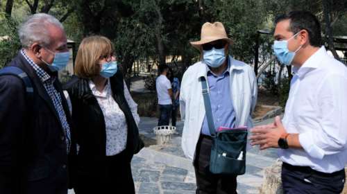 Ο απίστευτος διάλογος Μενδώνη - Τσίπρα στην Ακρόπολη: &quot;Θέλω να σας μιλήσω για τα γλυπτά- Δεν υπάρχουν γλυπτά κ. Πρόεδρε...&quot;