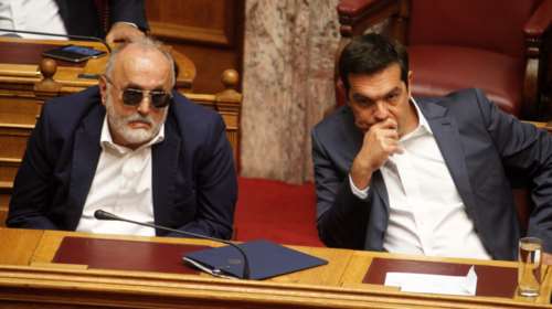 Δεν άντεξε ο Τσίπρας το παραλήρημα Κουρουμπλή περί &quot;δολοφόνων&quot; στις ΜΕΘ - Άνω κάτω ο ΣΥΡΙΖΑ με τη διαγραφή του