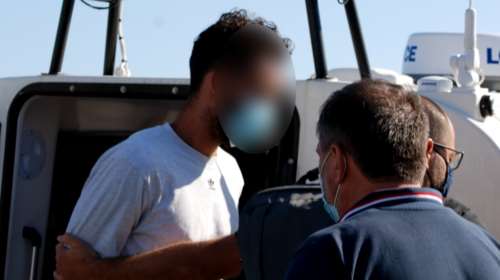 Εγκλημα στη Φολέγανδρο: Στον ανακριτή ο 30χρονος δολοφόνος της Γαρυφαλλιάς